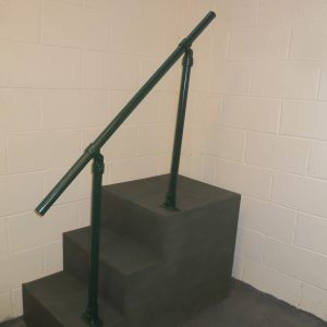 In-Line Black, Green or White Steel handrail with swivel joints (42mm Diameter Tube) – Suits any Handrail angle for steps, paths, ramps or driveways – Type FDHR4PC
