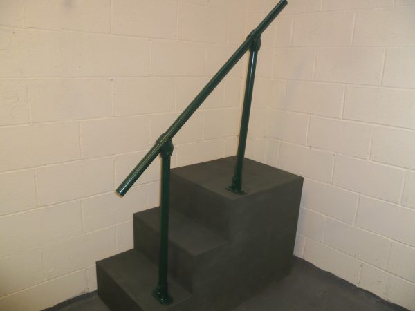 In-line Black, Green or White Steel Handrail (42mm Diameter) with looped fixed top brackets (Suits 30 to 60 Degrees) – Type FDHR5G