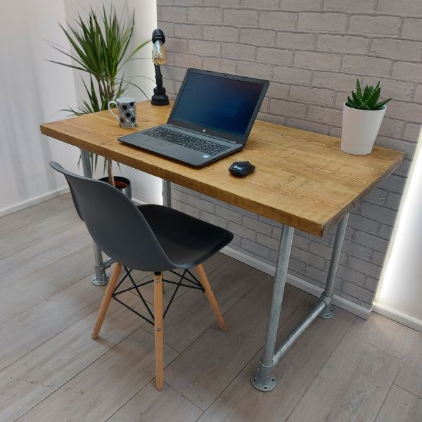Industrial Desk with Tube and Clamp Legs – The ARNCLIFFE