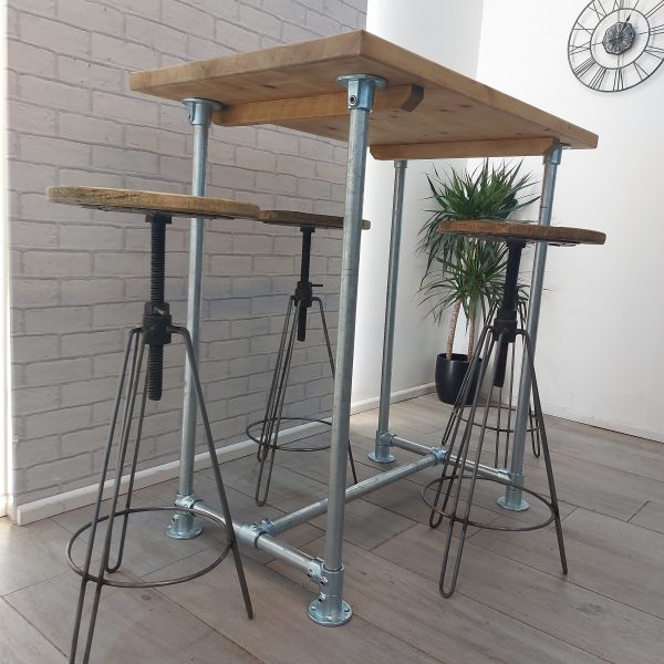 Industrial Bar Table in Solid Wood  – The COTTINGHAM